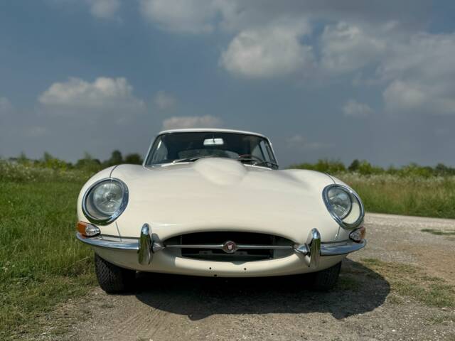 Jaguar E-Type 3.8 Flat Floor