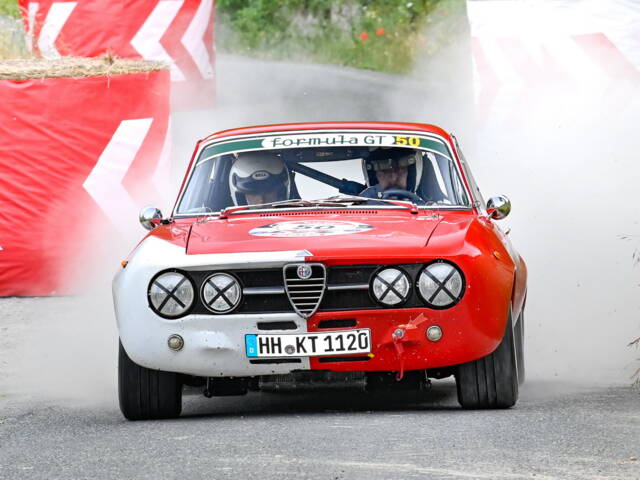 Image 1/43 de Alfa Romeo Giulia 1750 GT Am (1968)