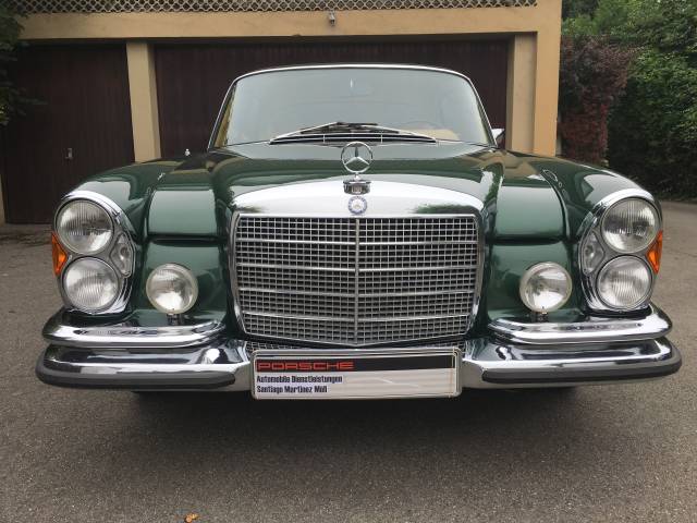 Mercedes-Benz 280 SE 3,5 - Mercedes-Benz 280 SE 3.5 V8 Coupé W111Deutsches Fahrzeug Classic Data 2-3