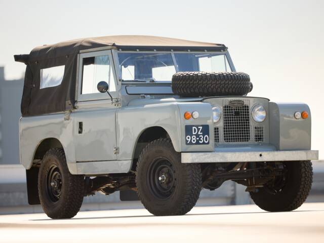Land Rover 88