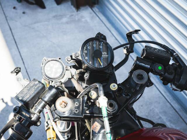 Kawasaki GPX 750R