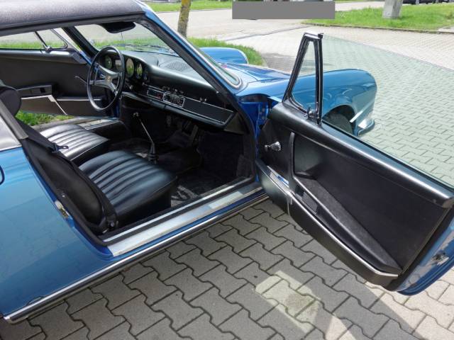 Porsche 911 2.4 T