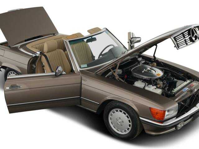 Mercedes-Benz 560 SL