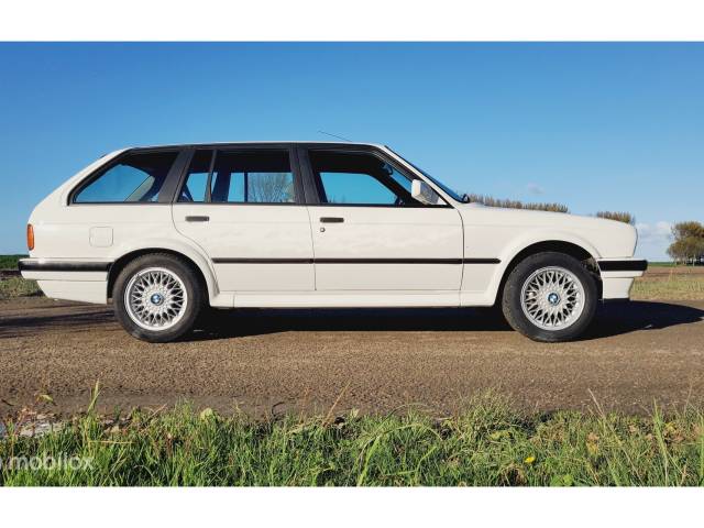 BMW 325ix Touring