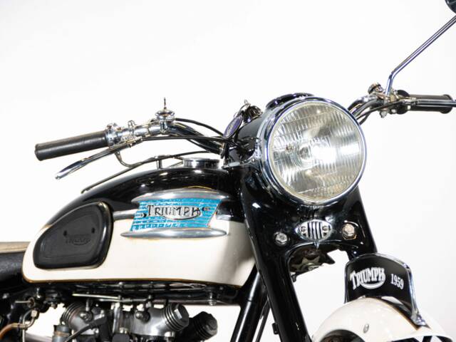 Triumph 6T Thunderbird