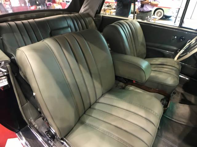 Mercedes-Benz 300 SE