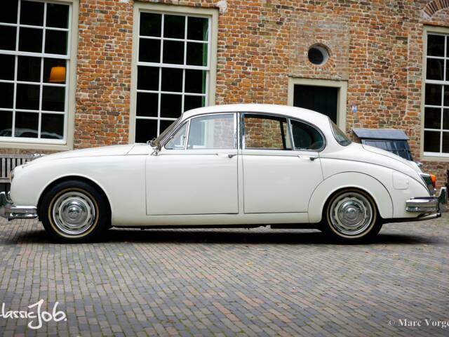 Jaguar Mk II 3.8