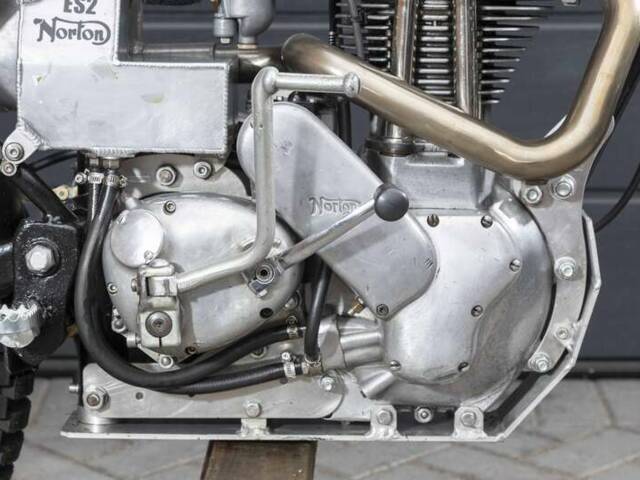 Ariel HS 500