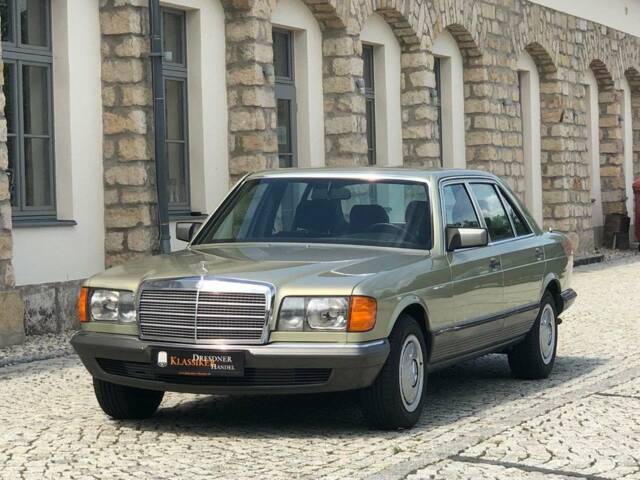 Imagen 1/20 de Mercedes-Benz 500 SEL (1984)