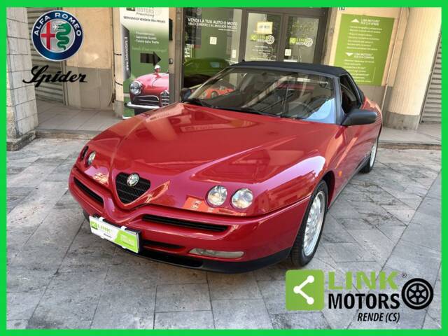 Image 1/10 of Alfa Romeo Spider 2.0 Twin Spark 16V (1995)