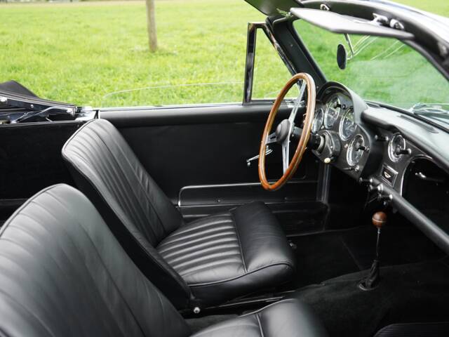 Aston Martin DB 2/4 Mk III