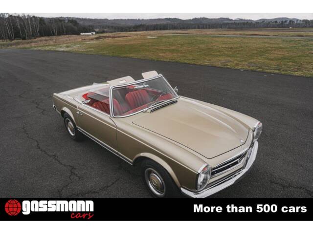 Mercedes-Benz 230 SL
