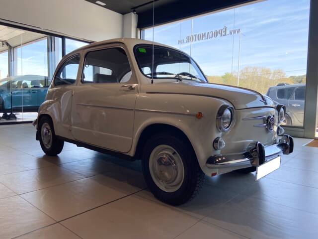 Image 1/26 of SEAT 600 D (1969)