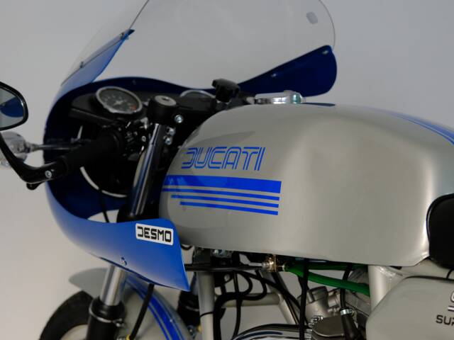 Ducati 900 SS