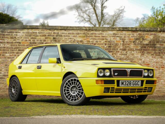 Image 1/50 de Lancia Delta HF Integrale Evoluzione II (1994)