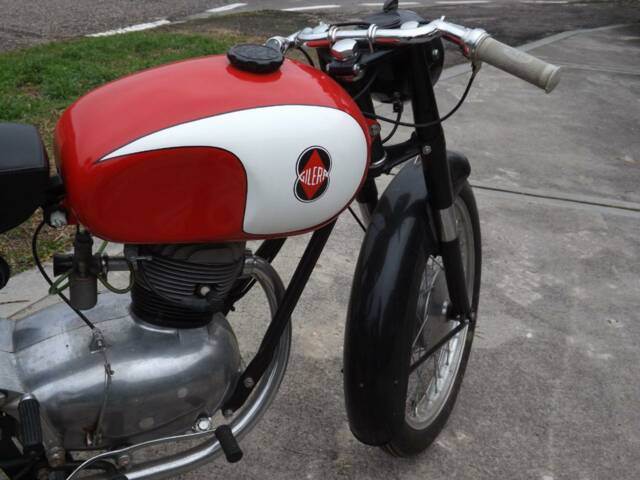 Gilera 150 Sport