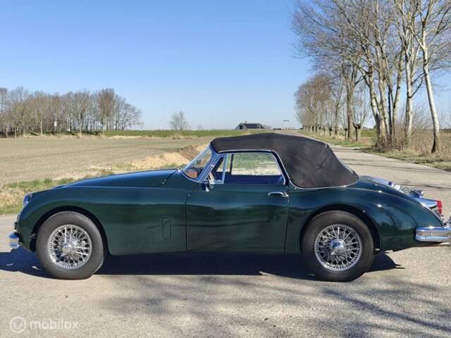 Jaguar XK 150 DHC