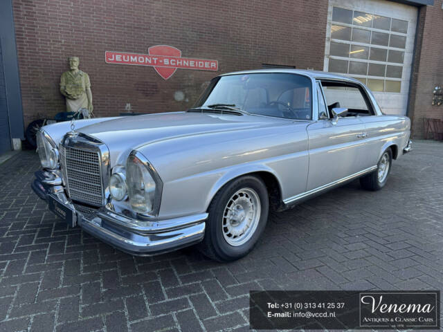 Imagen 1/21 de Mercedes-Benz 280 SE 3,5 (1970)