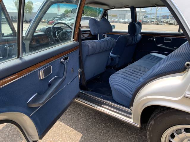 Mercedes-Benz 300 SEL 6.3