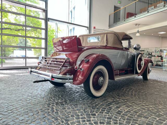 Cadillac Series 353