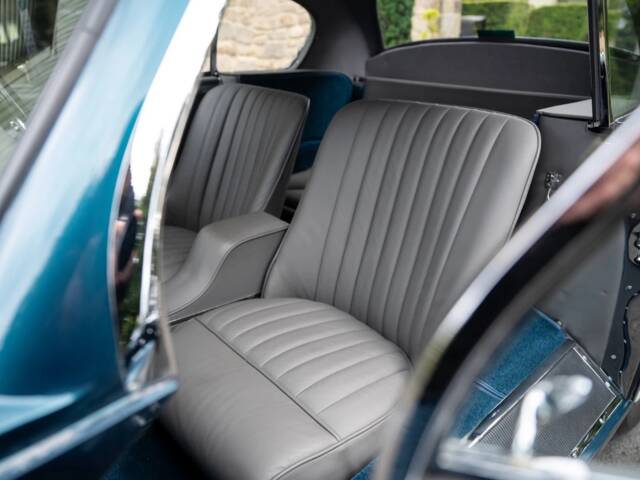 Aston Martin DB 2/4 Mk II