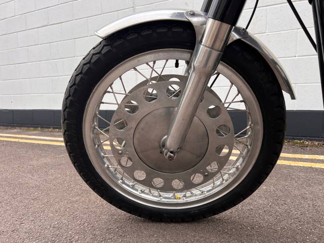 Triton 650