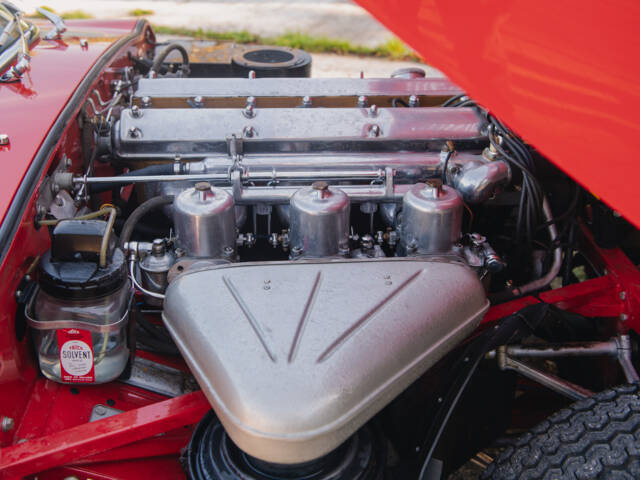 Jaguar E-Type 3.8