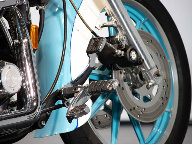 Harley-Davidson Dyna Glide Custom