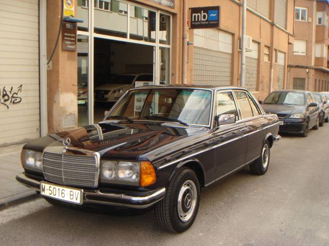Mercedes-Benz 280 E