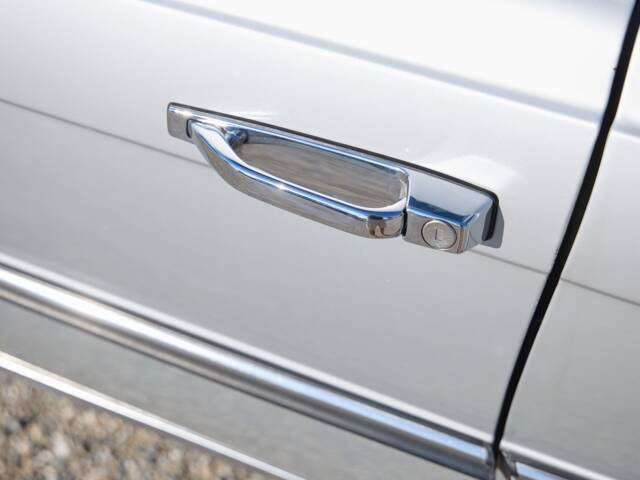 Mercedes-Benz 280 SE