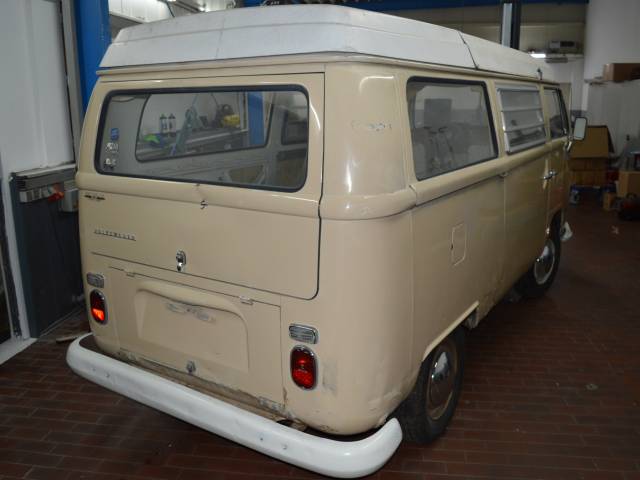 Volkswagen T2a Westfalia