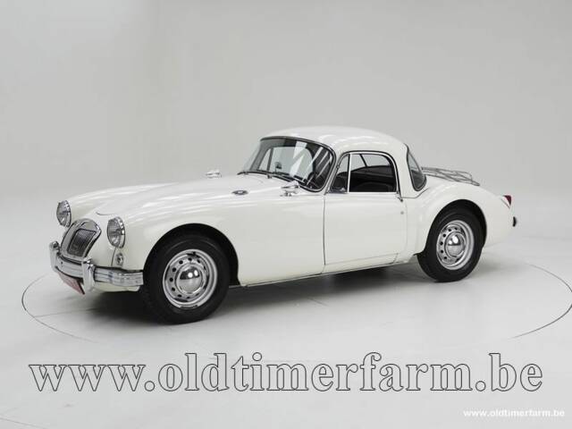 Image 1/15 of MG MGA 1500 (1958)