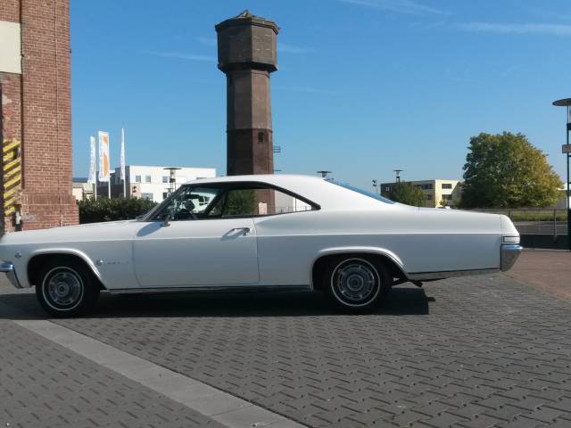 Bild 1/17 von Chevrolet Impala Sport Coupe (1965)