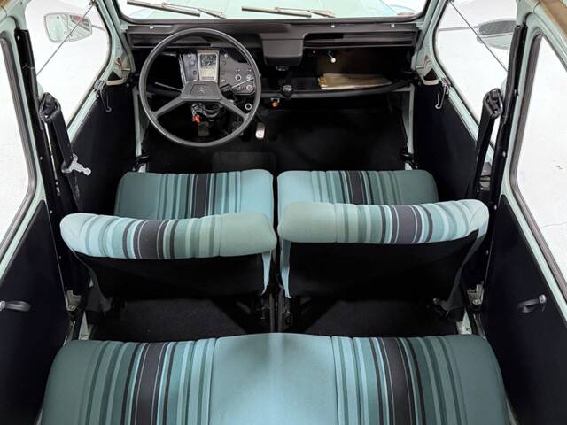 Citroën 2 CV 6