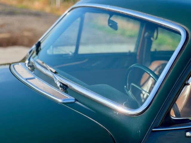 Volvo Amazon P220