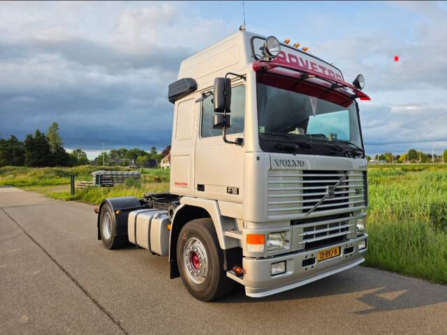 Bild 1/12 von Volvo F16 (1993)