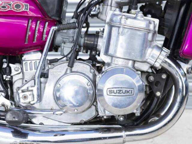 Suzuki GT 750