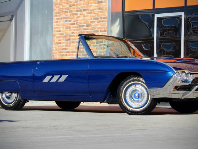 Image 1/15 de Ford Thunderbird (1963)