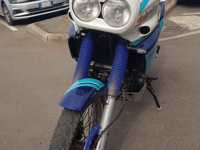 Image 1/20 of Yamaha DUMMY (1995)