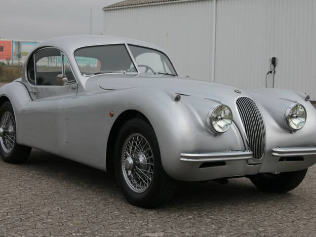Jaguar XK 120 FHC