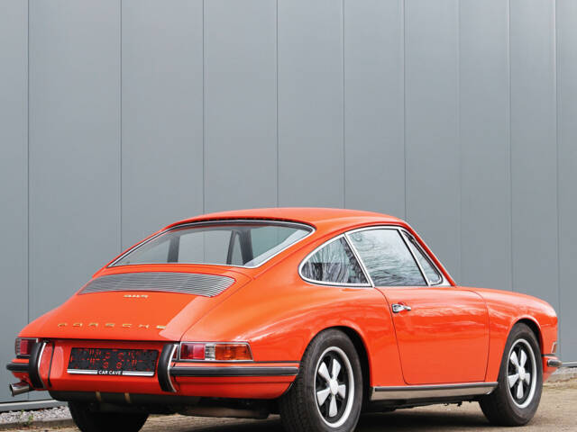 Image 1/54 of Porsche 911 2.0 S (1968)