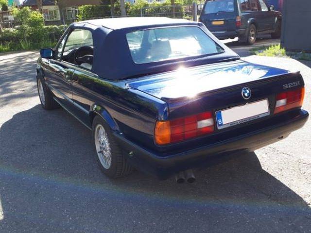 BMW 325i