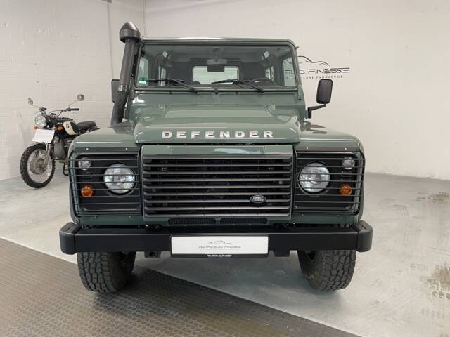 Land Rover Defender 90