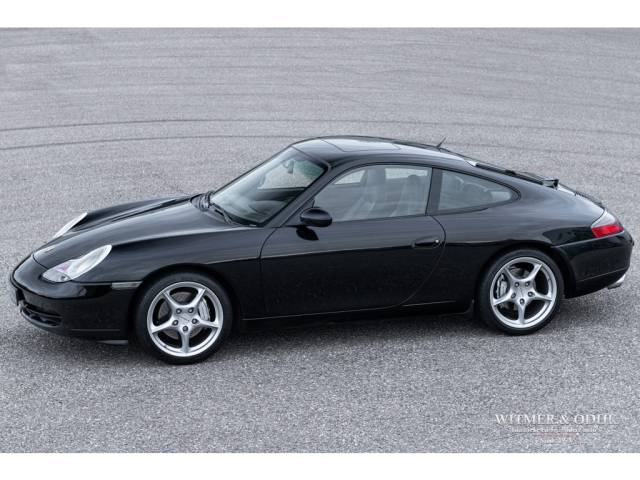 Image 1/29 of Porsche 911 Carrera 4 (1999)