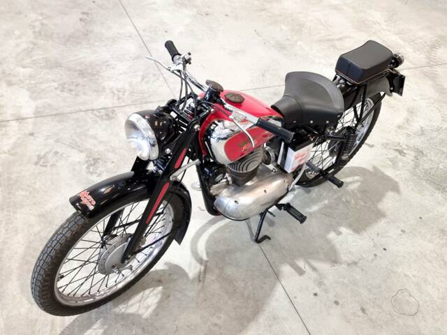 Moto Morini 125