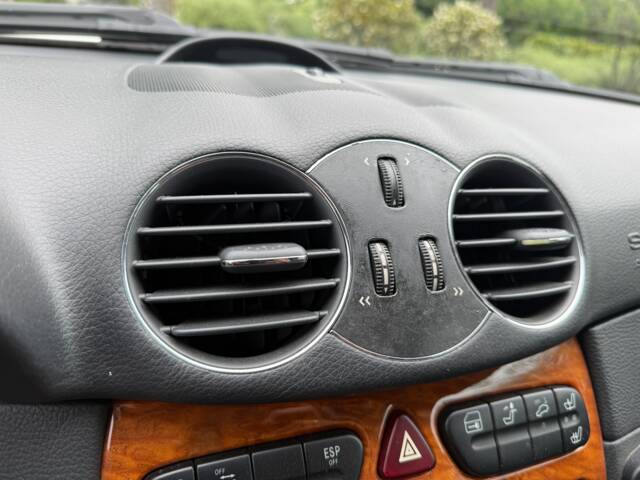 Mercedes-Benz CLK 320