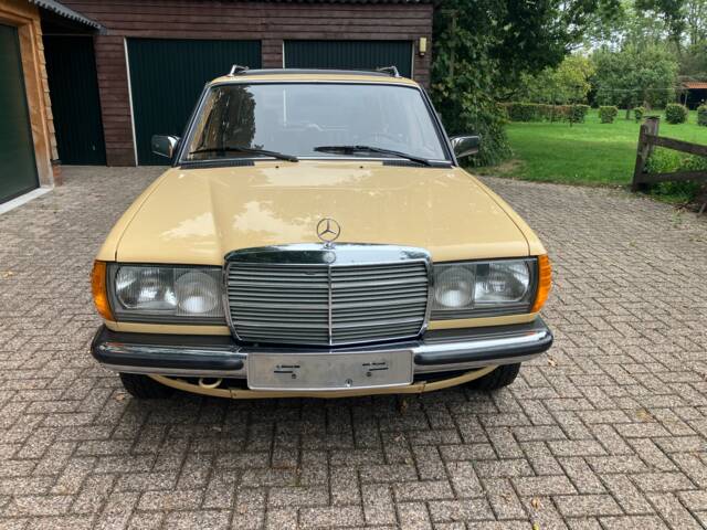 Mercedes-Benz 230 TE
