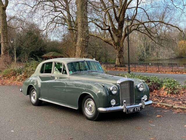 Bentley S 2