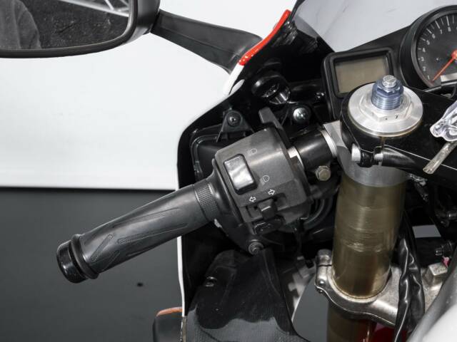 Yamaha YZF 1000 R1