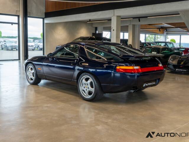 Porsche 928 GTS